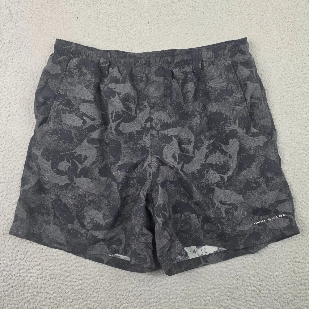 Columbia PFG Performance Fishing Gear Shorts Mens Large Omni-Shade Shark Print